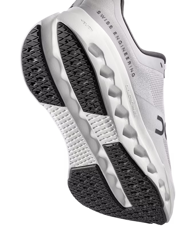 On Cloudsurfer Next – Parece rápido. E é mesmo.