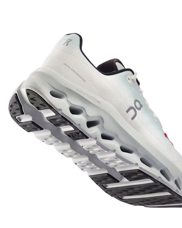 On Cloudtilt – Tênis de ajuste confortável